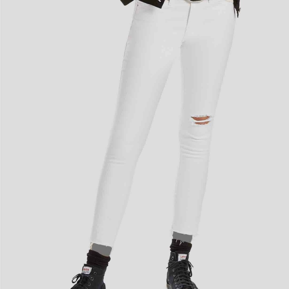 Levi's 711 Women's White Jeans Skinny Fit Ripped Denim Pants-Size 26